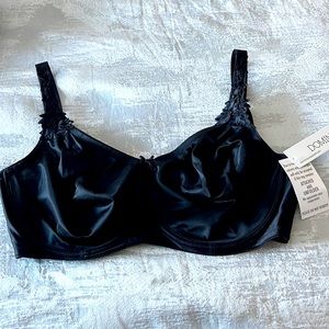 Brand new tags on Dominique bra style 7000 size 36G black